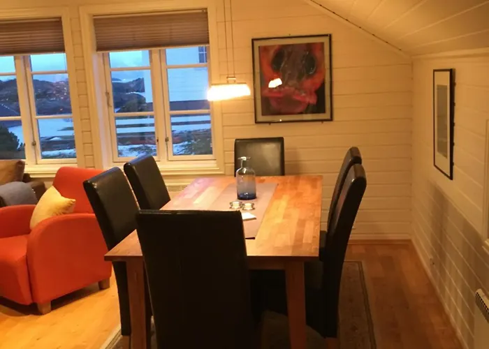 Svinoya, Hyggelig Leilighet