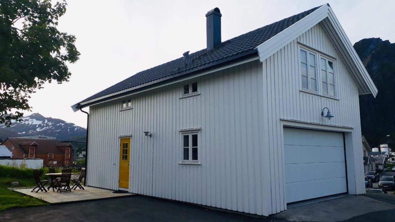 Svinoya, Hyggelig